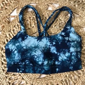 Lululemon sports bra
